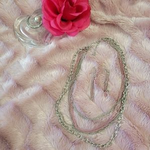 🟡 3 x $22 Chic Chains Necklace set